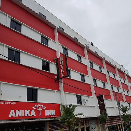 Anika Inn - Kluang Esterno foto