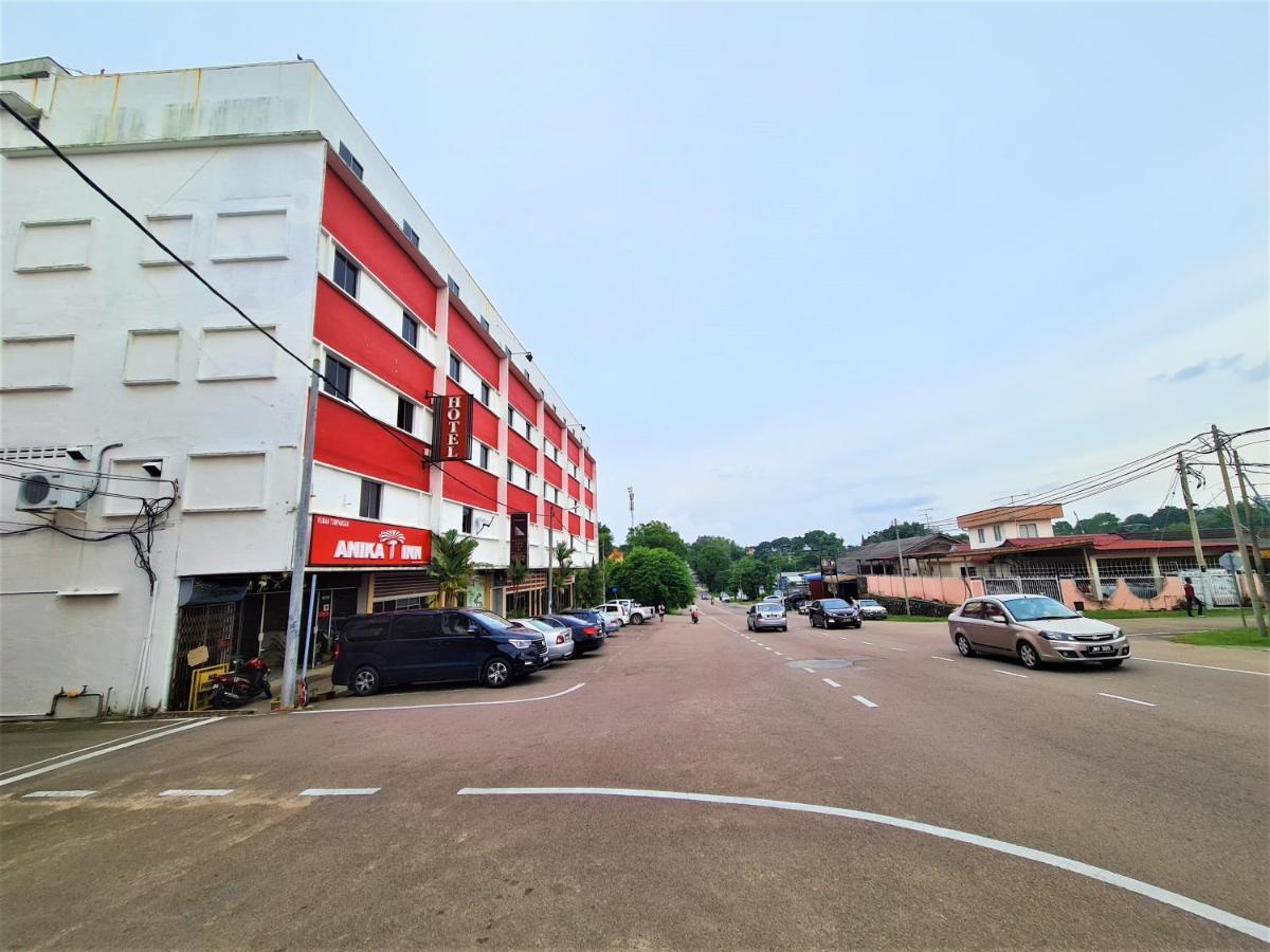 Anika Inn - Kluang Esterno foto