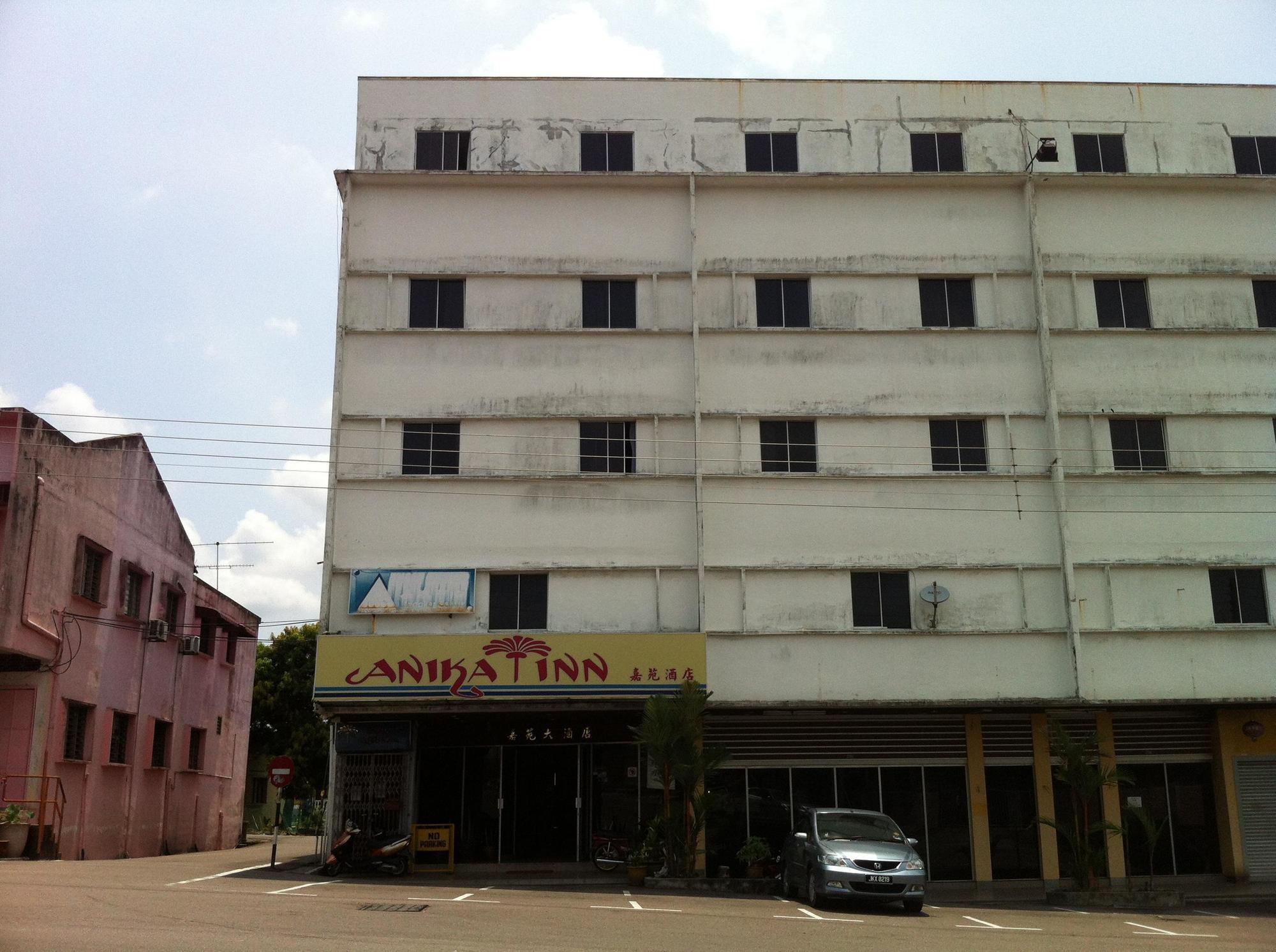 Anika Inn - Kluang Esterno foto