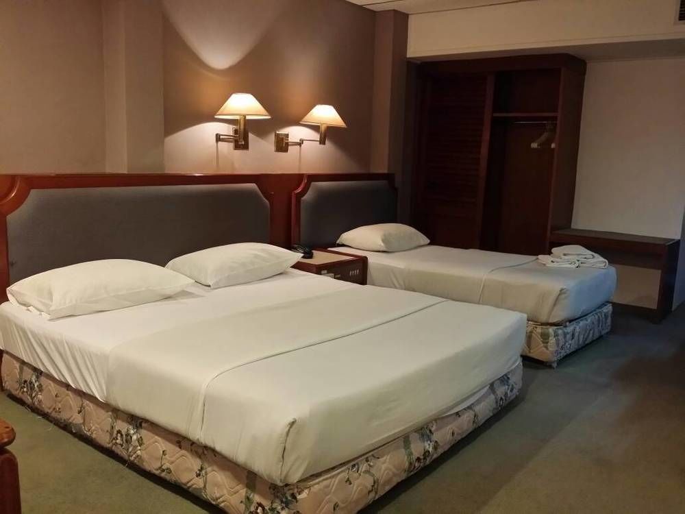 Anika Inn - Kluang Esterno foto