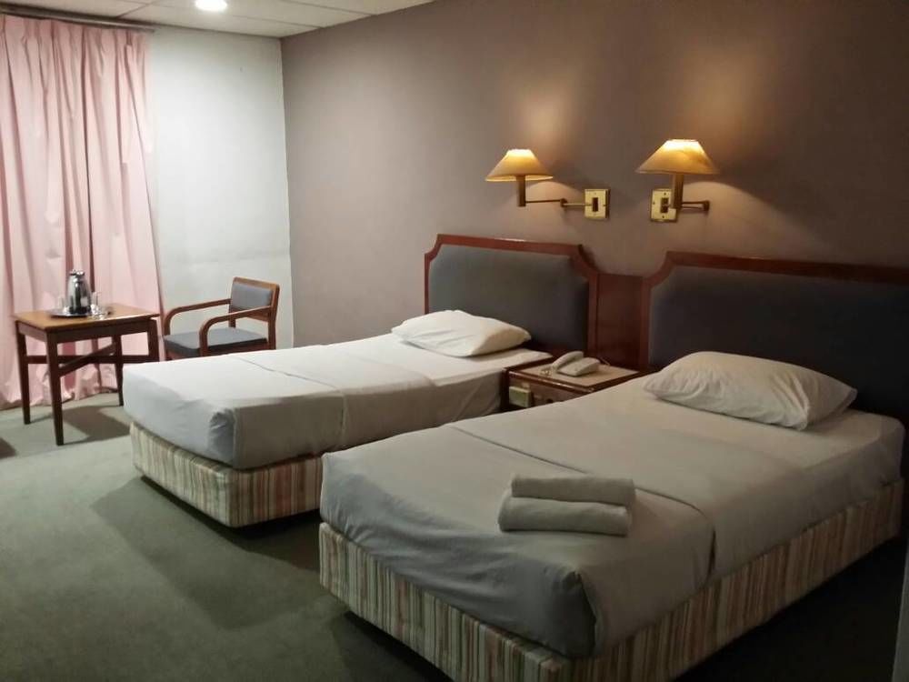 Anika Inn - Kluang Esterno foto