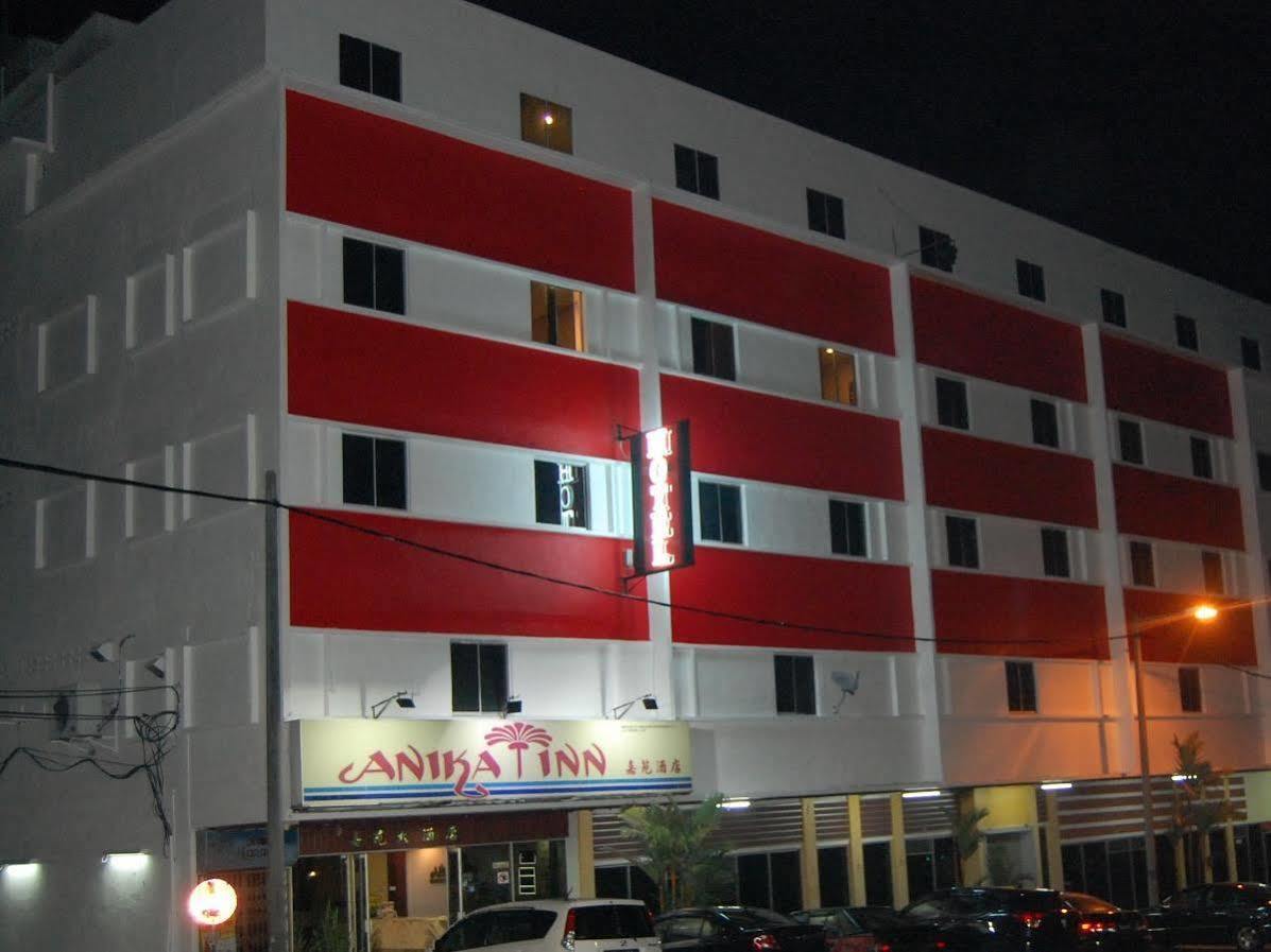 Anika Inn - Kluang Esterno foto