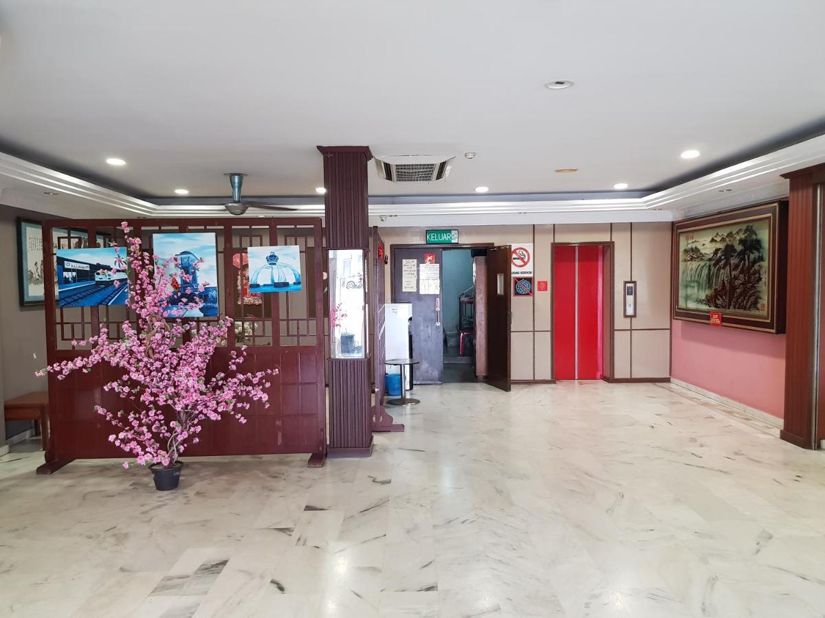 Anika Inn - Kluang Esterno foto